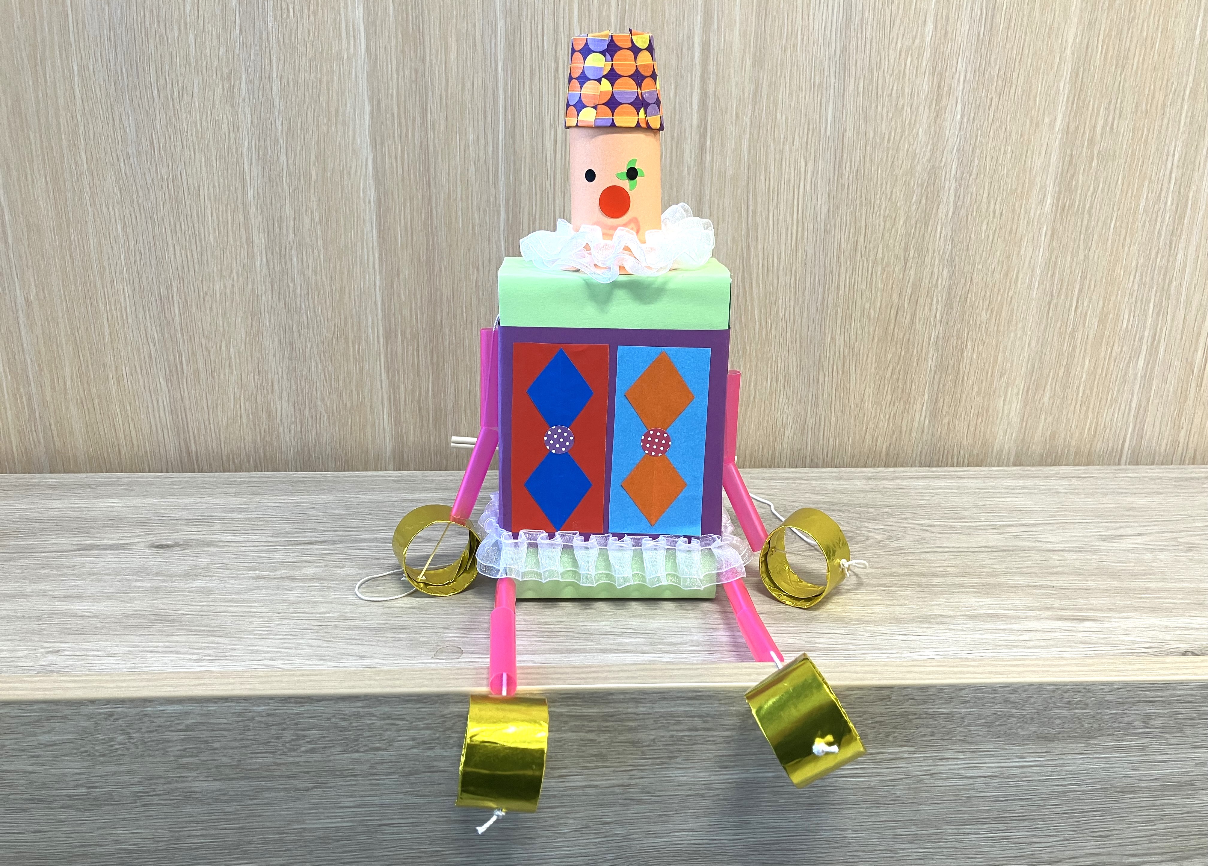 【小学校高学年向け】うまく操れるかな？マリオネットピエロ